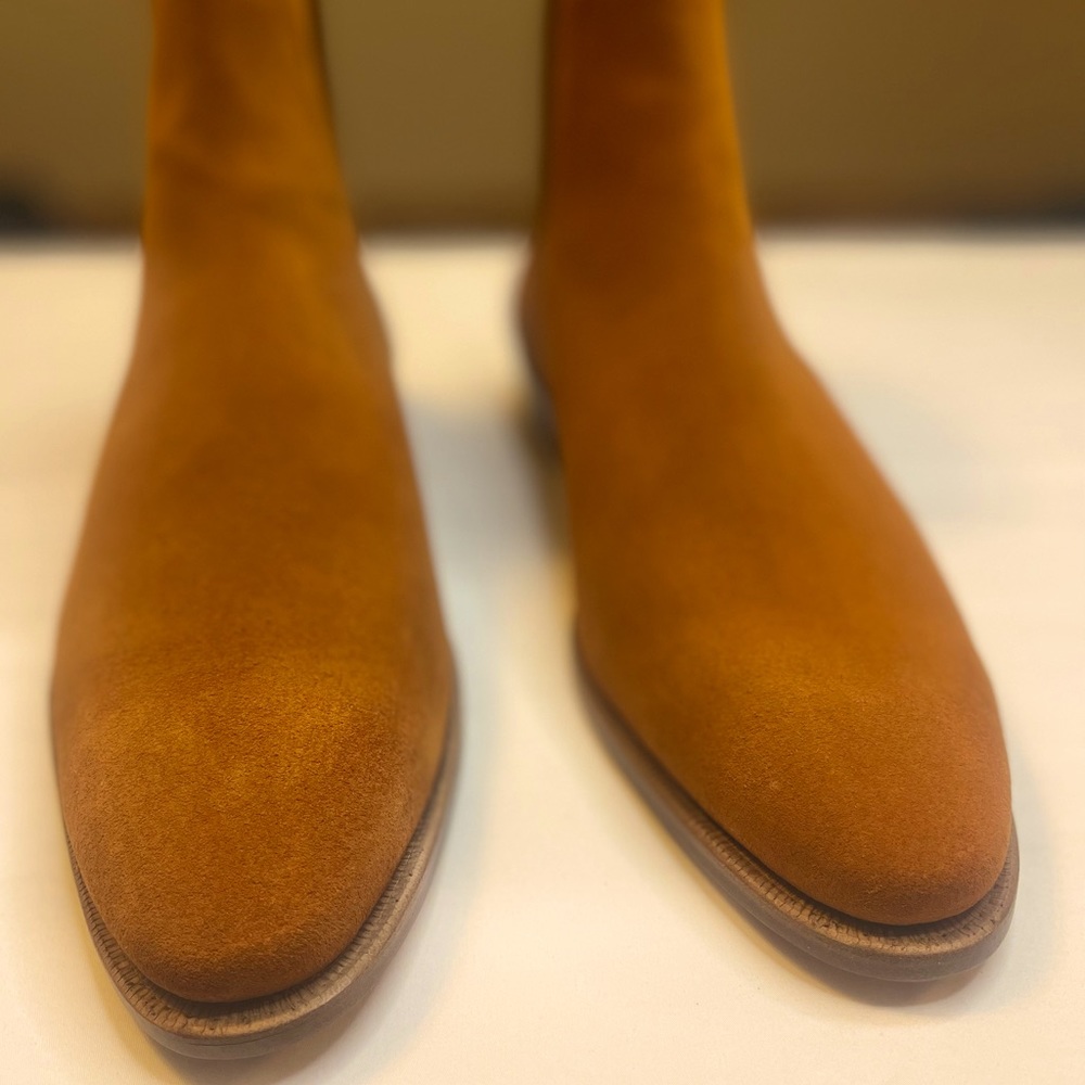 NWOT *STUNNING* Men’s Fugashin Handmade Cognac size 12 Suede Chelsea boots. - Picture 2 of 8